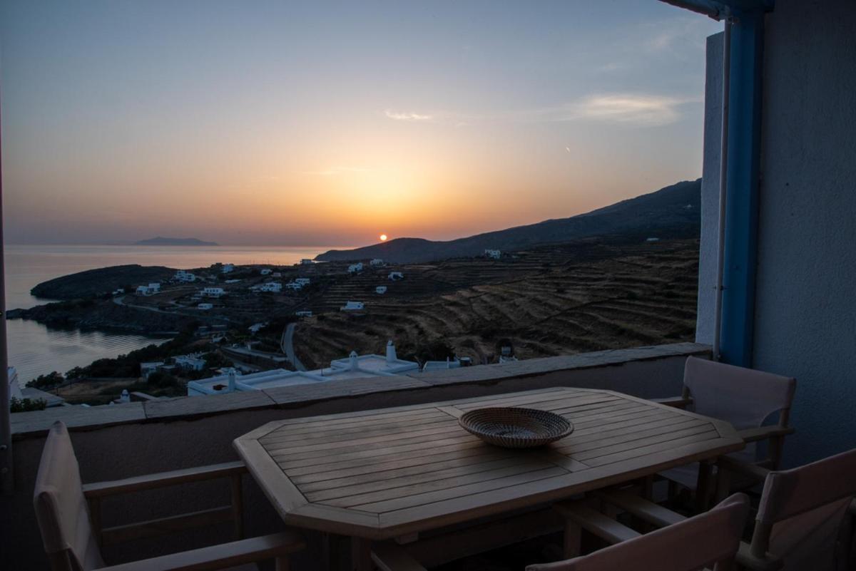 Iliopetra Residence Agios Romanos Extérieur photo