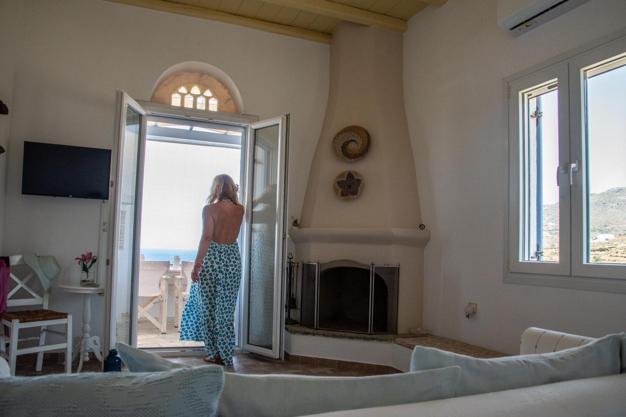 Iliopetra Residence Agios Romanos Extérieur photo