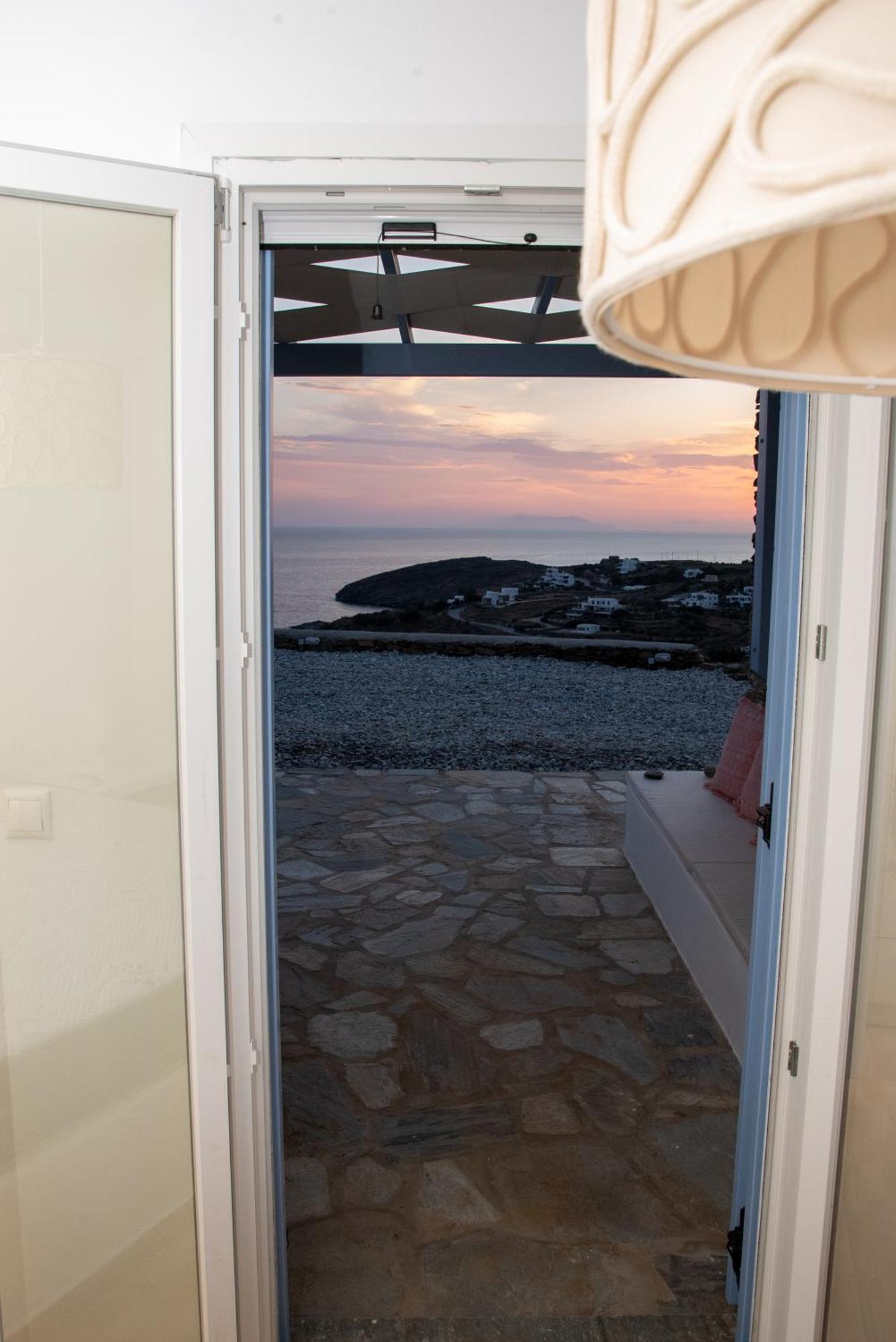 Iliopetra Residence Agios Romanos Extérieur photo