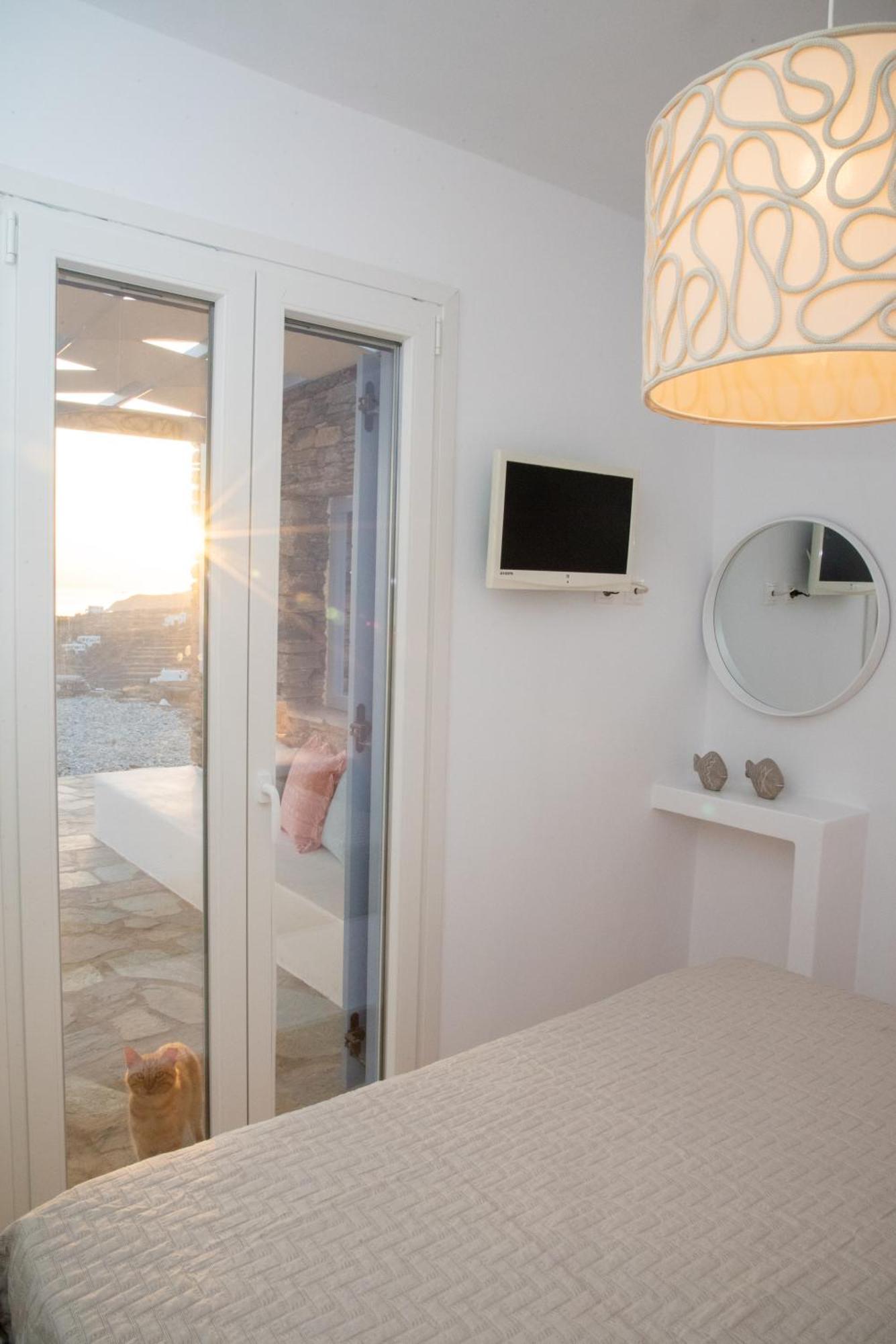 Iliopetra Residence Agios Romanos Extérieur photo