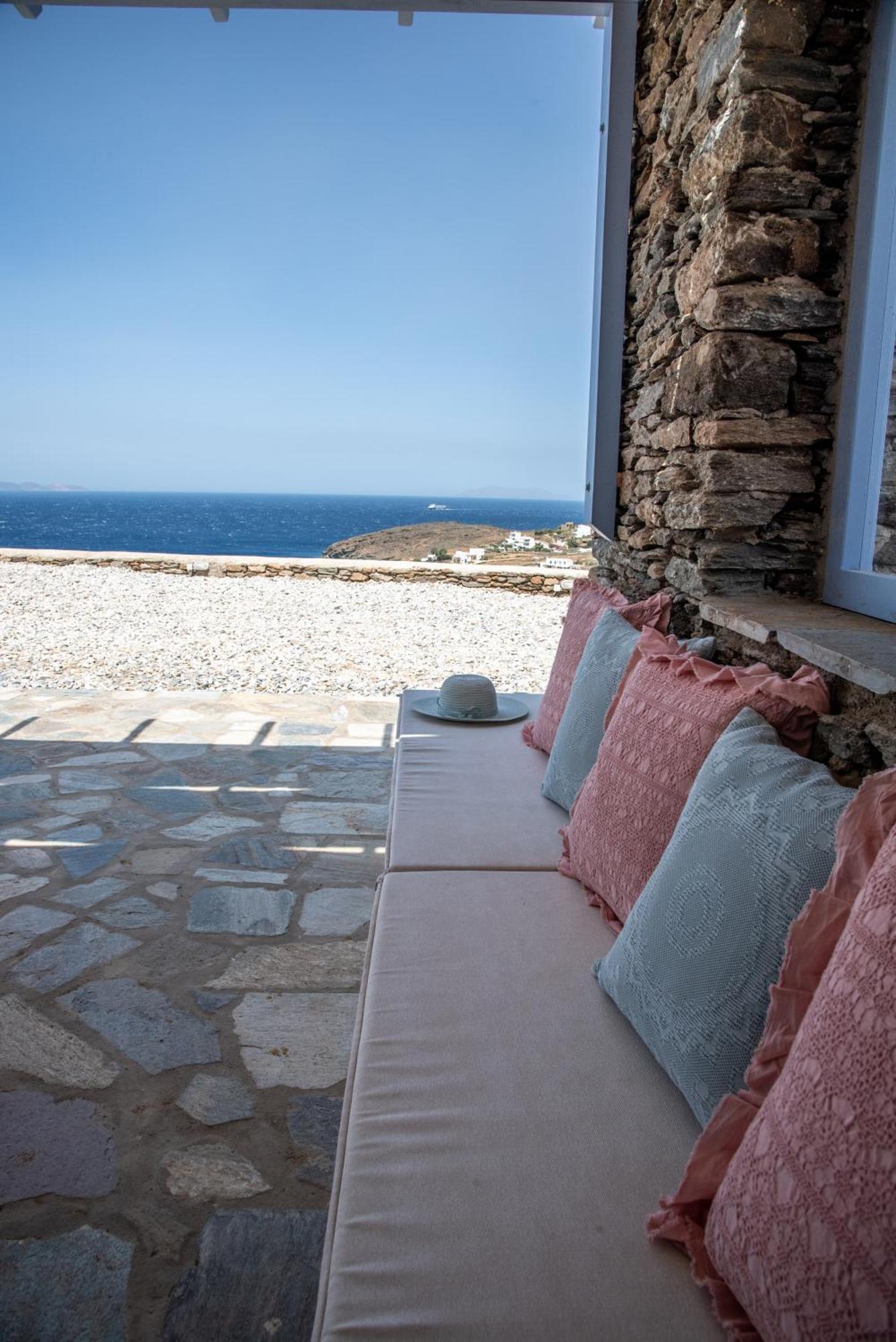 Iliopetra Residence Agios Romanos Extérieur photo